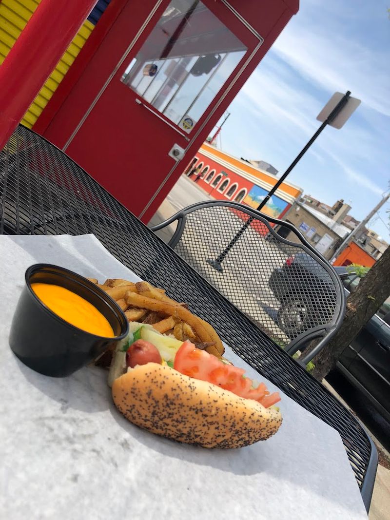 Jr's Red Hots (Chicago)