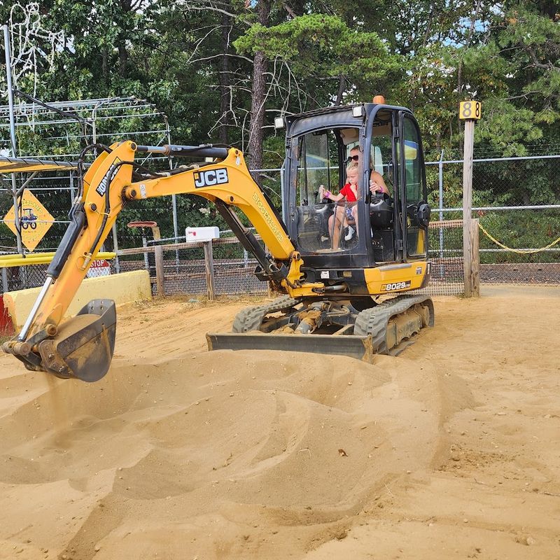 Drive and operate real construction machinery at Diggerland USA in West Berlin Drive and operate real construction machinery at Diggerland USA in West Berlin