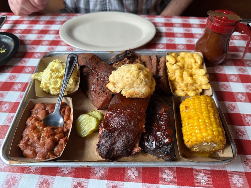 Bennett's Pit Bar-B-Que Bennett's Pit Bar-B-Que