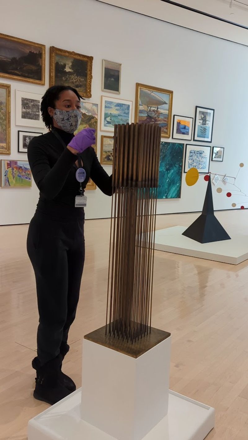 Education Programs That Go Beyond the Gallery Walls Education Programs That Go Beyond the Gallery Walls