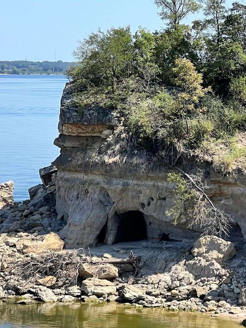 Eisenhower State Park Beach (Denison)