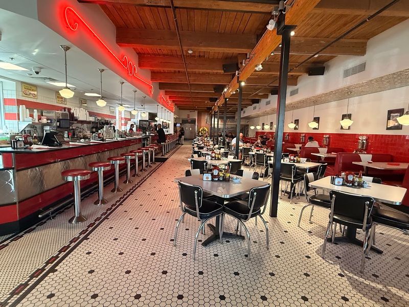 Elliston Place Soda Shop — Nashville Elliston Place Soda Shop — Nashville