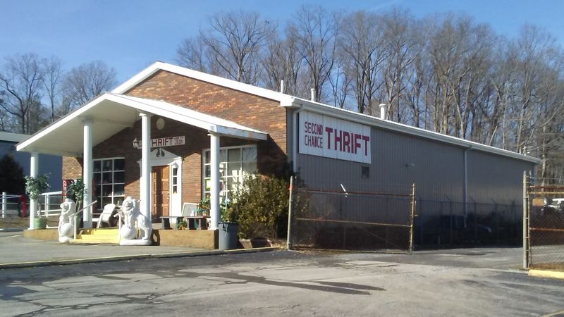 Second Chance Thrift Store – Dickson