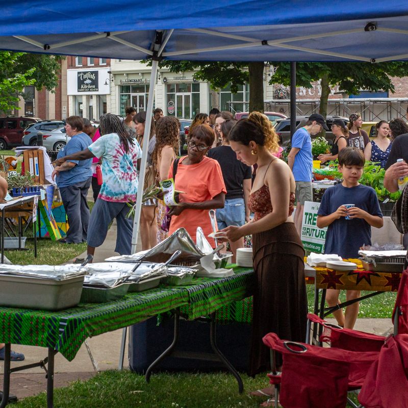 Erie Downtown Partnership Farmers Market – Erie, PA Erie Downtown Partnership Farmers Market – Erie, PA