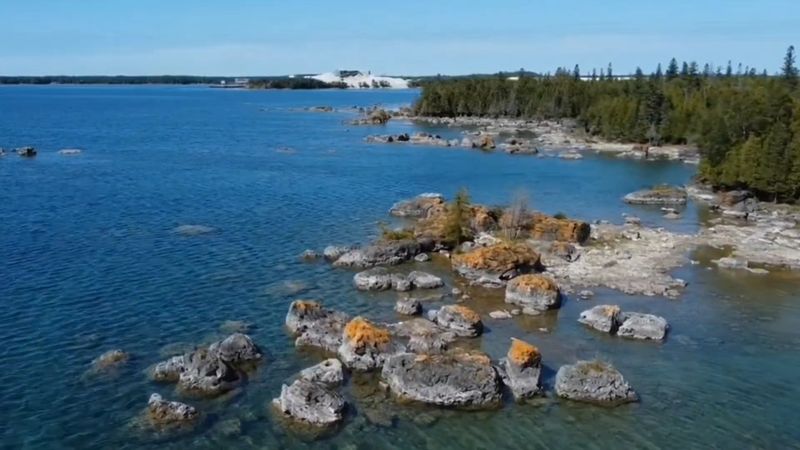 Exploring All 36 Islands: Routes, Distances, and Hidden Coves