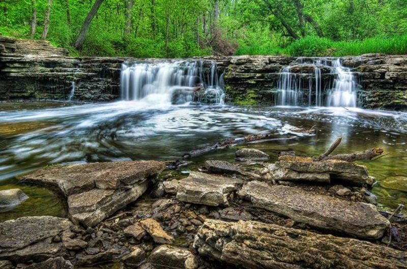 Waterfall Glen Forest Preserve (Darien)