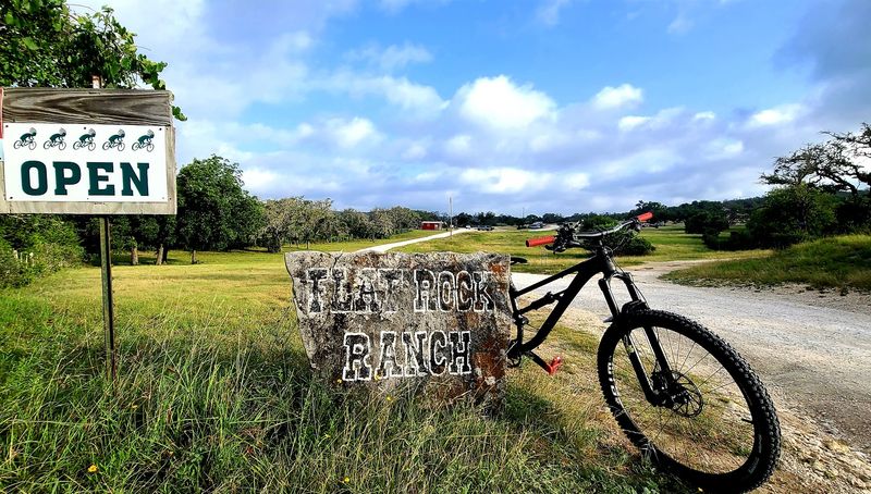 Flat Rock Ranch (Comfort)