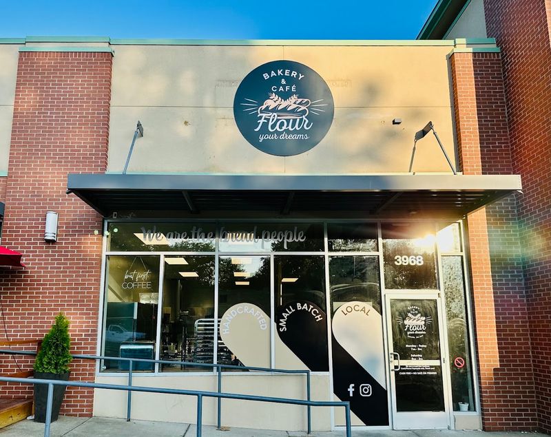 Flour Your Dreams Bakery & Café – Hermitage