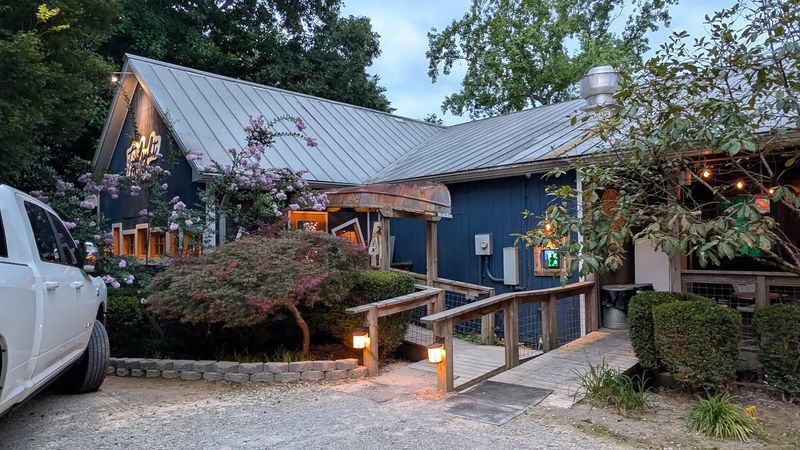 Foglight Foodhouse — Walling Foglight Foodhouse — Walling