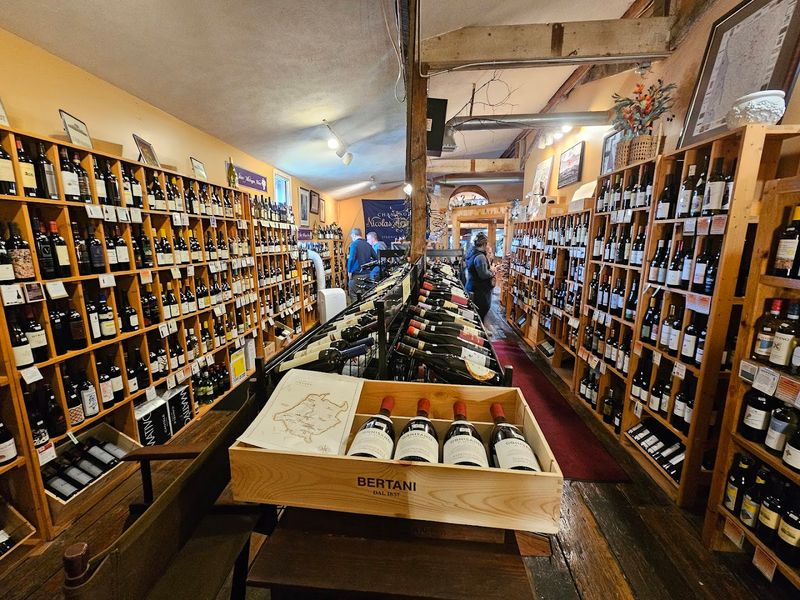 Folgarelli’s Market & Wine Shop — Traverse City