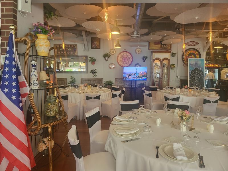Fornos of Spain Has Been an Ironbound Dining Landmark for More Than 40 Years