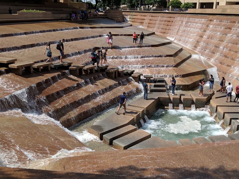 Fort Worth Water Gardens (Fort Worth)