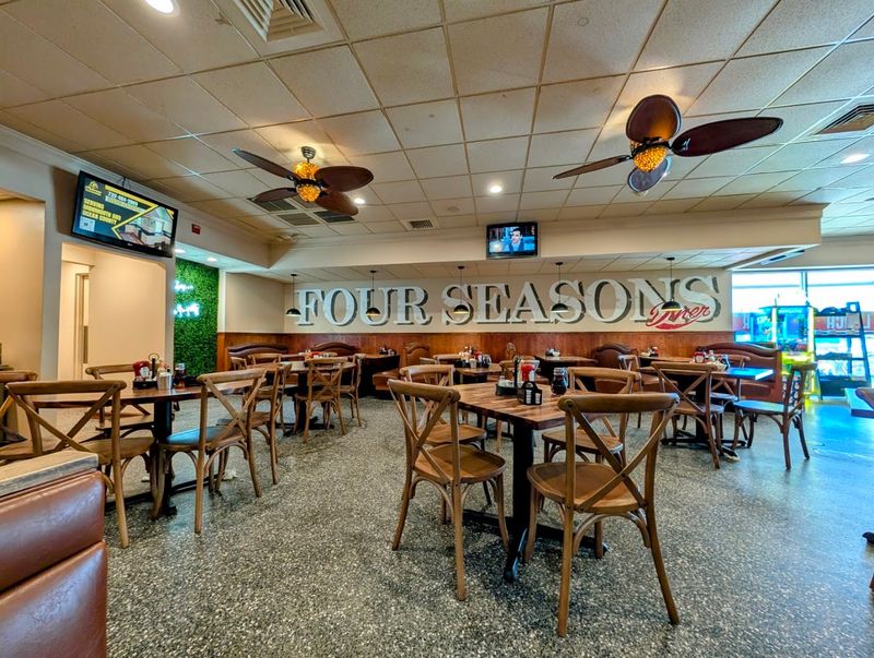 Four Seasons Diner — Toms River