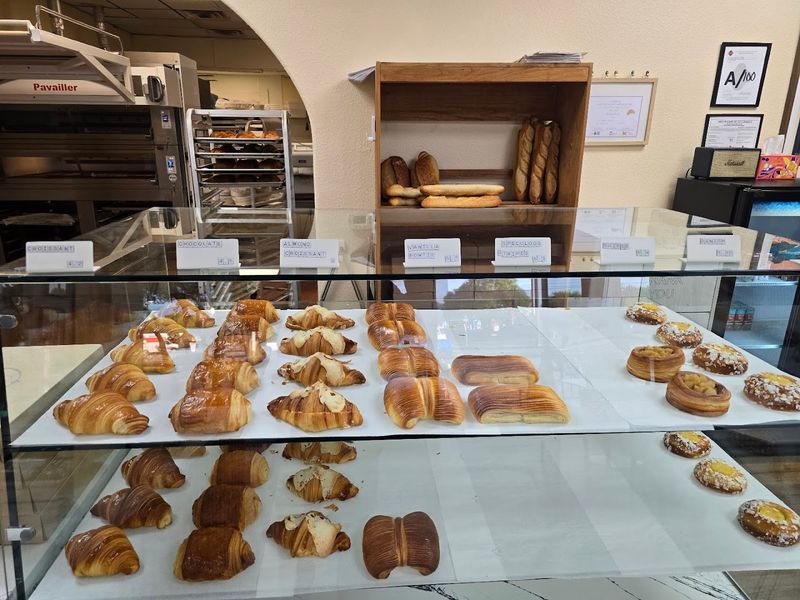 Fresh Baguettes That Beat All Others Fresh Baguettes That Beat All Others