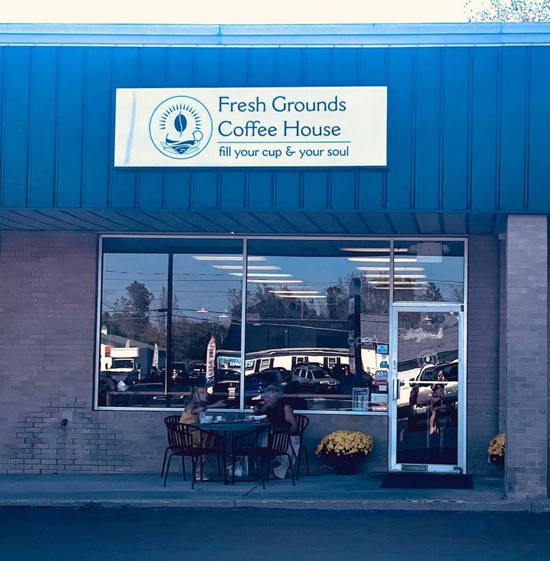 Fresh Grounds Coffee House And Roastery, Ontario Fresh Grounds Coffee House And Roastery, Ontario
