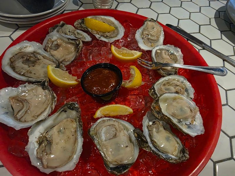 Fresh Oysters That Rival Coastal Competition Fresh Oysters That Rival Coastal Competition