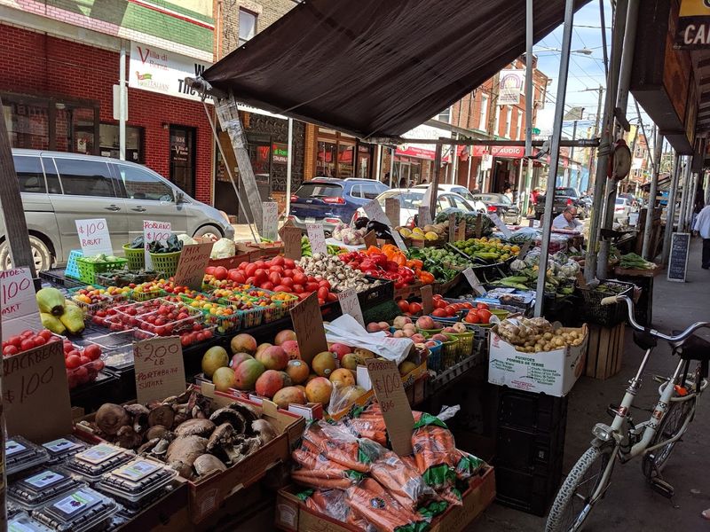 Fresh Produce Gives the Street Its Everyday Pulse Fresh Produce Gives the Street Its Everyday Pulse