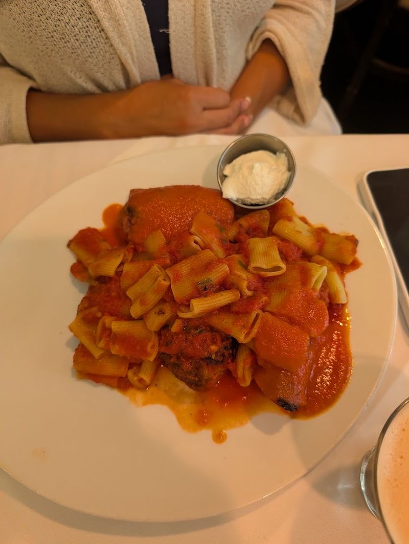 Fresh Rigatoni and Sunday Sauce Keep Pasta Lovers Coming Back Fresh Rigatoni and Sunday Sauce Keep Pasta Lovers Coming Back