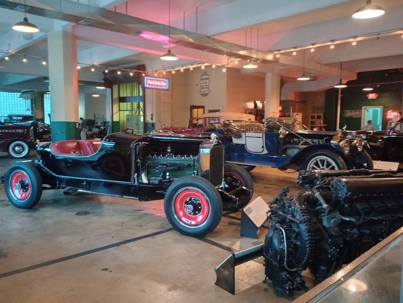 Friendly Docents and a Relaxed Self-Guided Experience