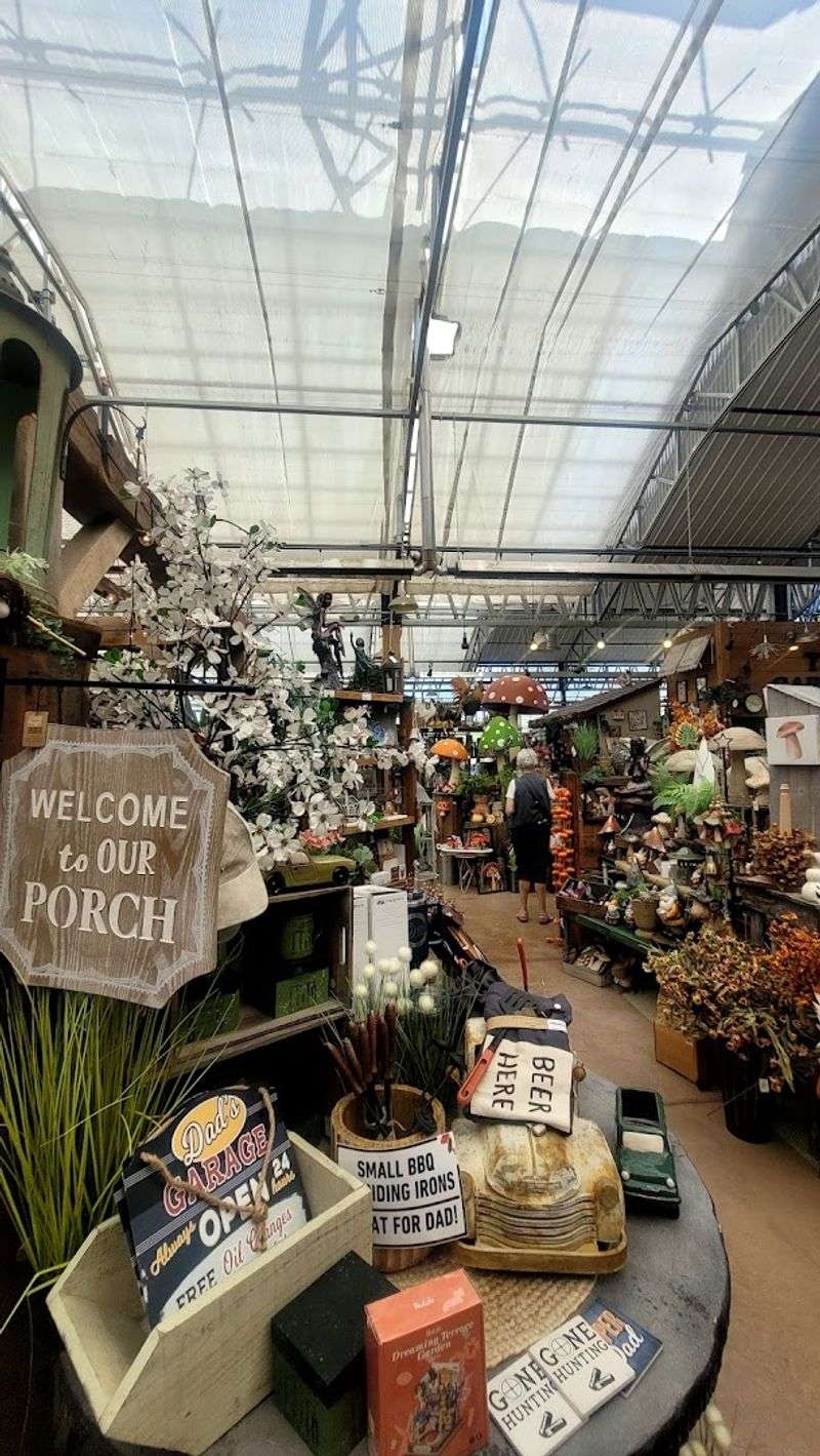 Friendly service that visitors keep mentioning Friendly service that visitors keep mentioning