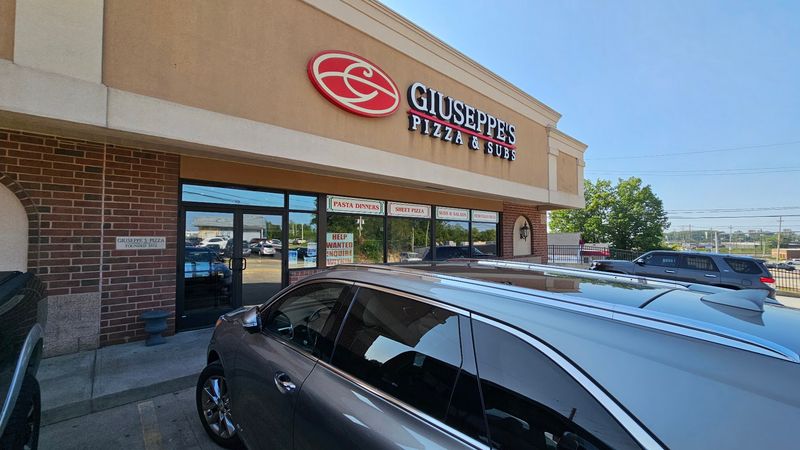Giuseppe's Pizza & Subs, Willowick