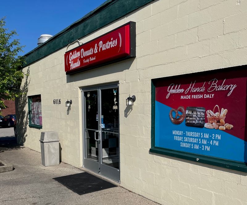 Golden Hands Bakery (Cincinnati) Golden Hands Bakery (Cincinnati)