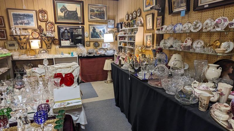 Golden Nugget Antique Flea Market