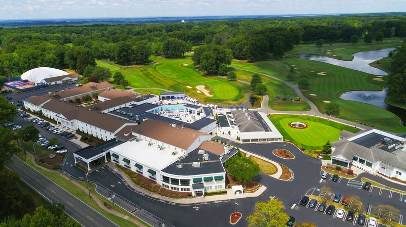 Golf turns a spa weekend into a full resort escape