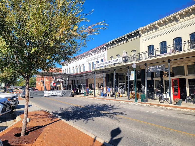 Granbury Square (Granbury) Granbury Square (Granbury)