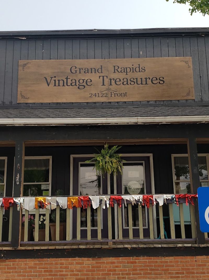 Grand Rapids Vintage Treasures, Grand Rapids