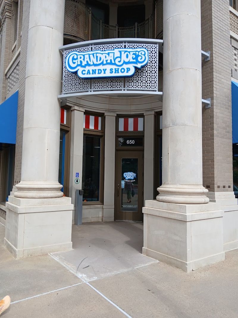 Grandpa Joe's Candy Shop - St. Louis, MO