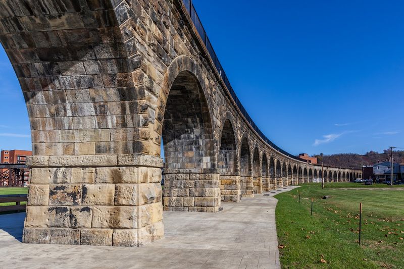 Great Stone Viaduct, Bellaire, OH Great Stone Viaduct, Bellaire, OH
