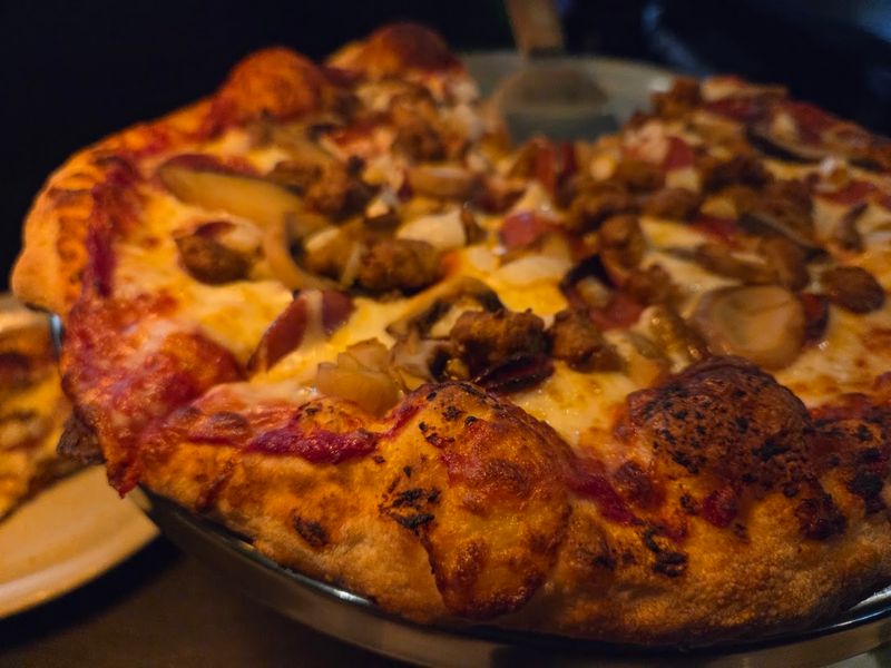Green Lantern Pizza – Madison Heights, Oakland County
