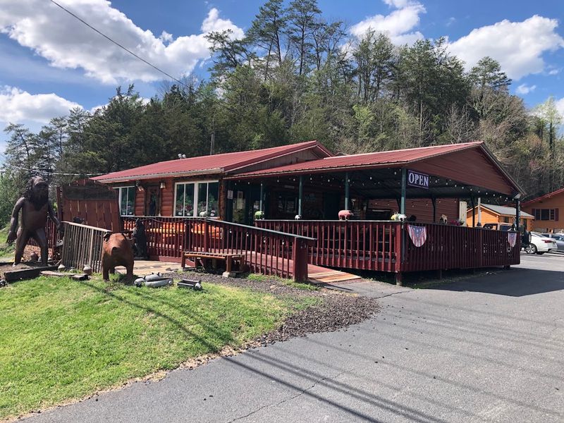 Boss Hogg's BBQ Shack – Pigeon Forge