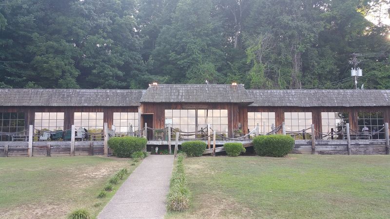 Hagy's Catfish Hotel — Shiloh Hagy's Catfish Hotel — Shiloh