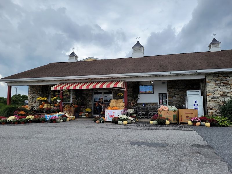 Hershey’s Farm Market, PA Hershey’s Farm Market, PA
