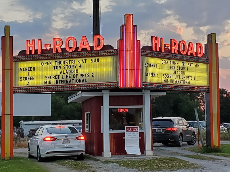Hi-Road Drive-In – Kenton, Hardin County Hi-Road Drive-In – Kenton, Hardin County
