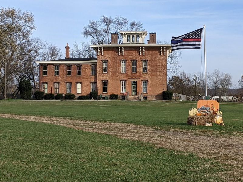Historic Prospect Place Estate, Trinway, OH Historic Prospect Place Estate, Trinway, OH