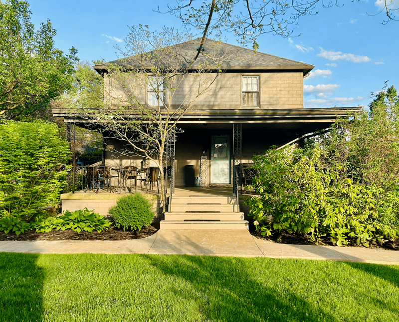 Hocking Hills Inn & Coffee Emporium, Logan Hocking Hills Inn & Coffee Emporium, Logan