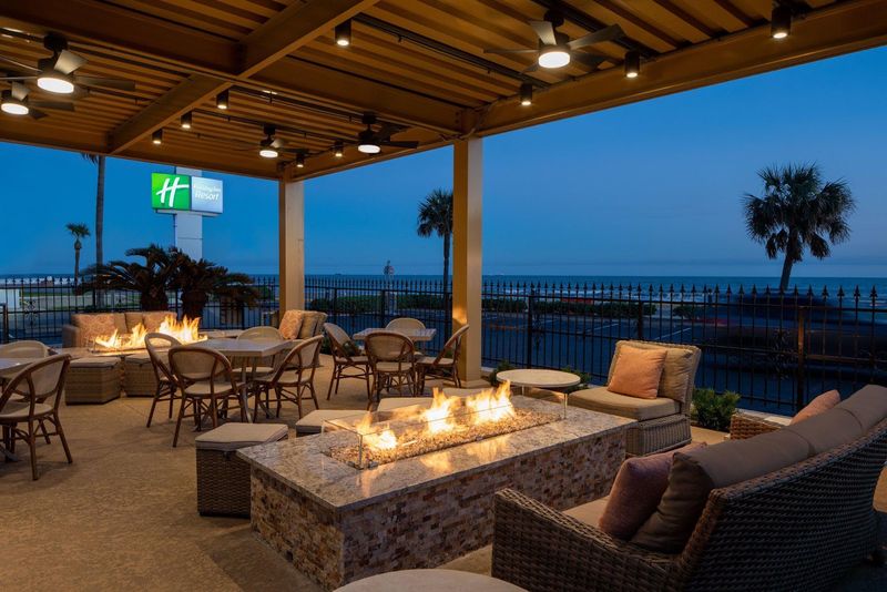 Holiday Inn Resort Galveston – On the Beach (Galveston) Holiday Inn Resort Galveston – On the Beach (Galveston)