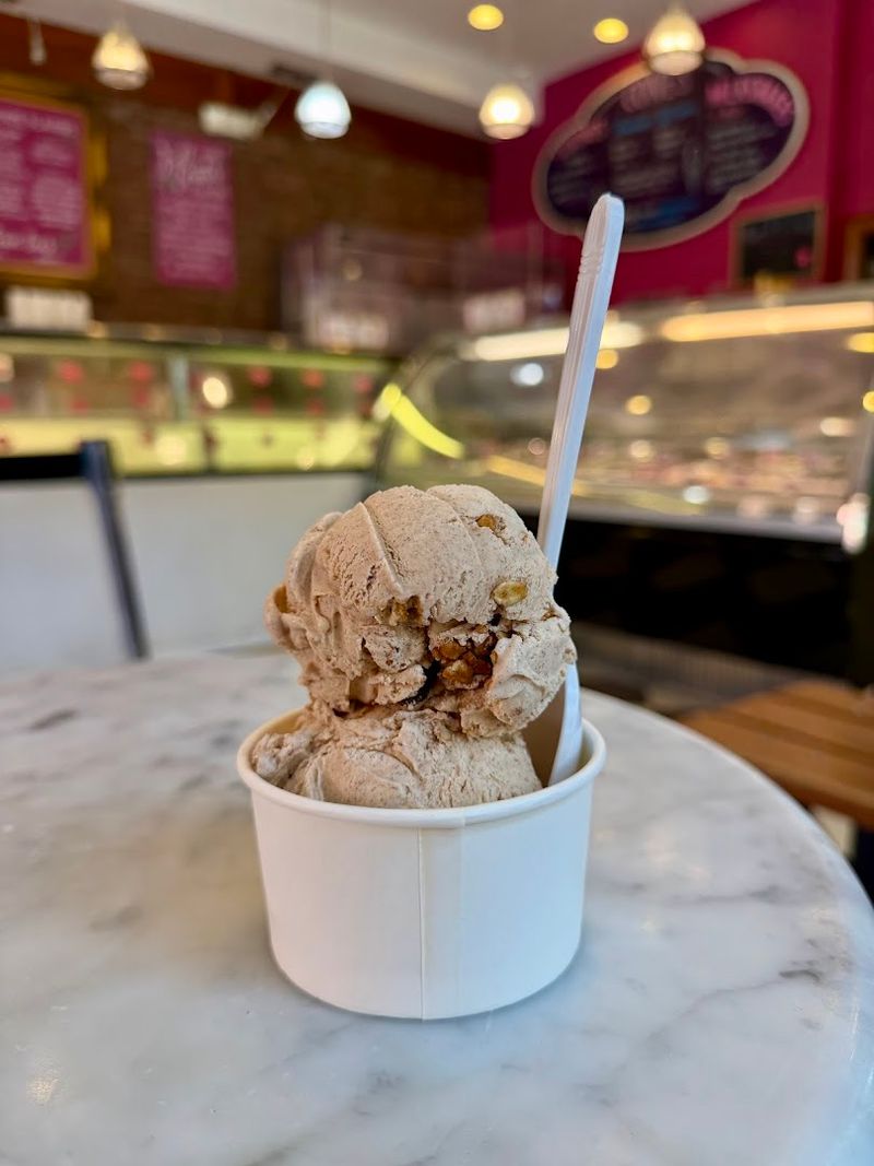 Homemade Ice Cream Keeps the Old School Magic Alive Homemade Ice Cream Keeps the Old School Magic Alive