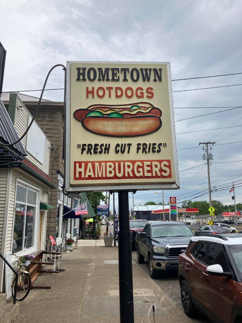 Hometown Hotdogs (Millersport)