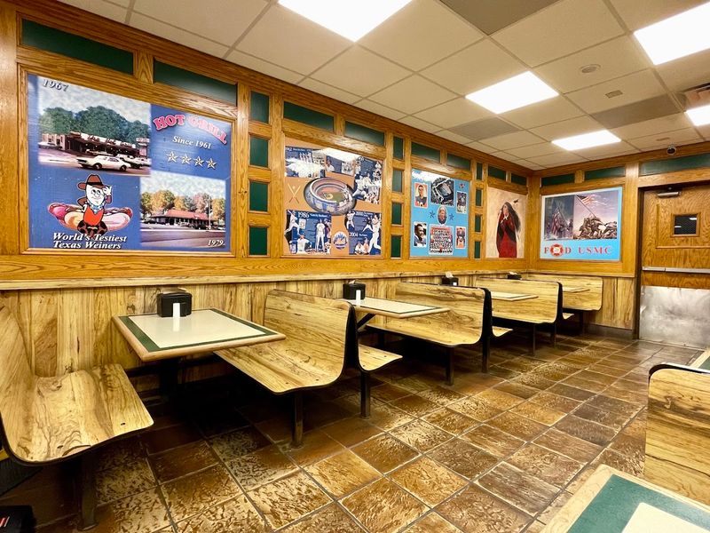 Hot Grill has been serving Clifton from its roadside spot since 1961 Hot Grill has been serving Clifton from its roadside spot since 1961