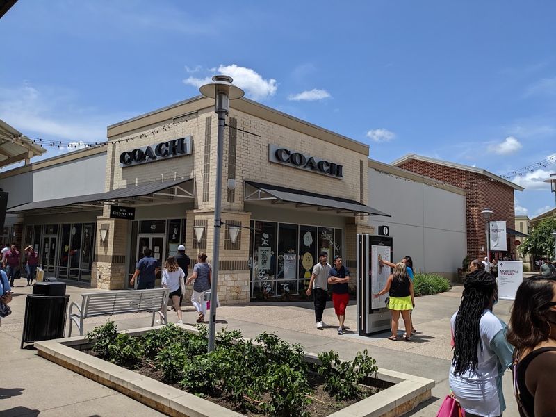 Houston Premium Outlets (Cypress) Houston Premium Outlets (Cypress)