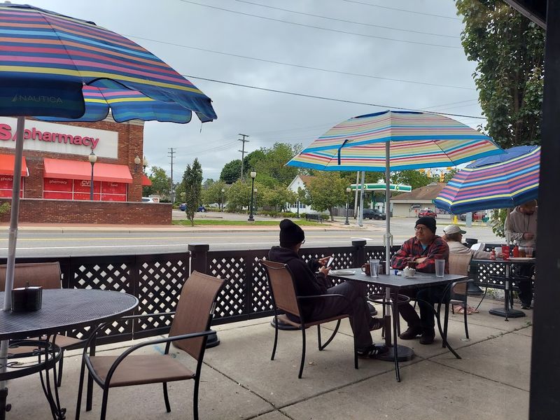 How To Time Your Visit Without Getting Steamrolled By The Rush