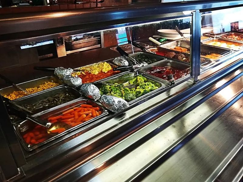 How the Cafeteria Line Actually Works How the Cafeteria Line Actually Works