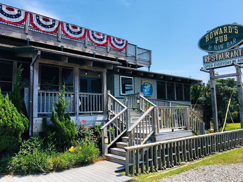 Howard’s Pub And Raw Bar In Ocracoke Howard’s Pub And Raw Bar In Ocracoke