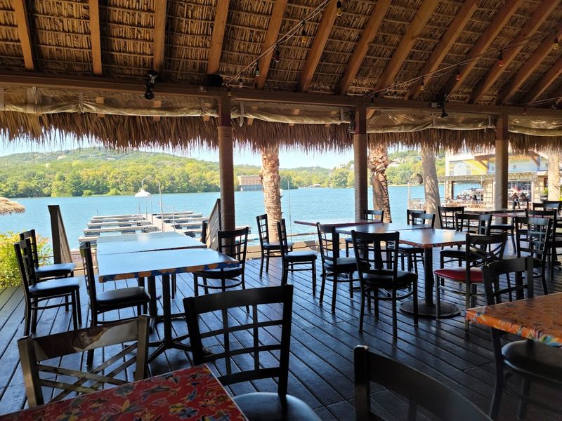 Hula Hut (Austin)