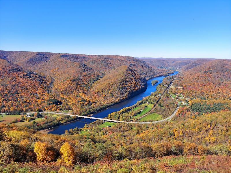 Hyner View Trail and Humble Hill Loop, Hyner, Pennsylvania