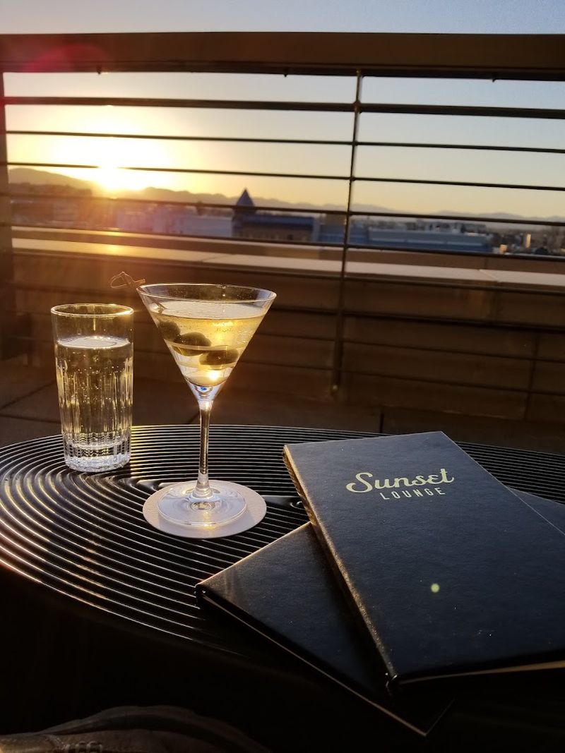 Sunset Lounge Rooftop Bar (Fort Collins) Sunset Lounge Rooftop Bar (Fort Collins)
